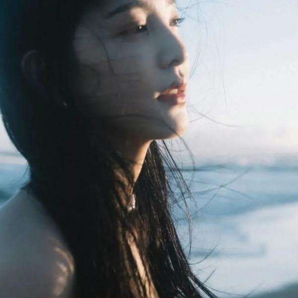 迷情白夜化妆师 在线观看